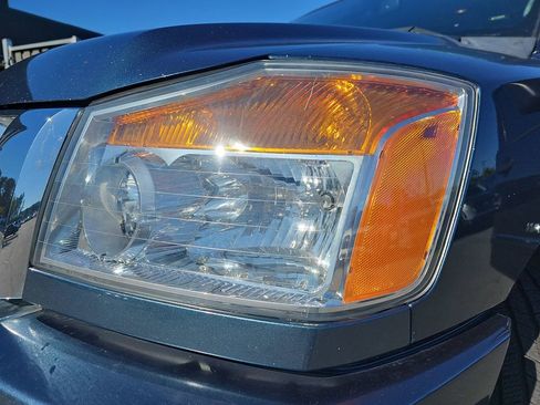 Used 2013 Nissan Titan SV w/ SV Premium Utility Pkg image 32