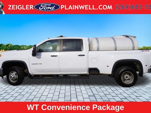 Used 2022 Chevrolet Silverado 3500 W/T w/ WT Convenience Package AWD/4WD image 2