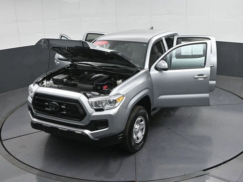 Used 2022 Toyota Tacoma SR image 47