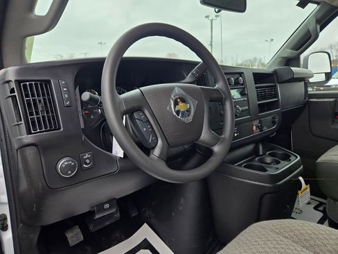 New 2026 Chevrolet Express 2500 w/ Driver Convenience Package image 16