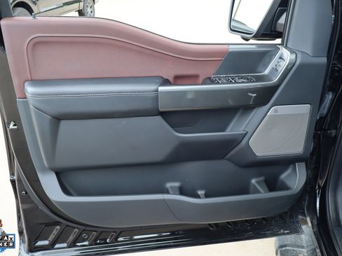 Used 2023 Ford F150 Lariat AWD/4WD image 12