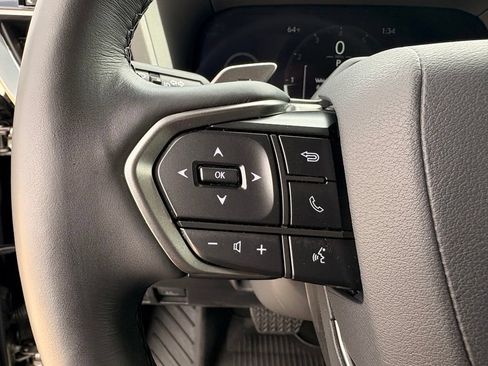 Used 2025 Lexus GX 550 w/ Accessory Package (2T) AWD/4WD image 26