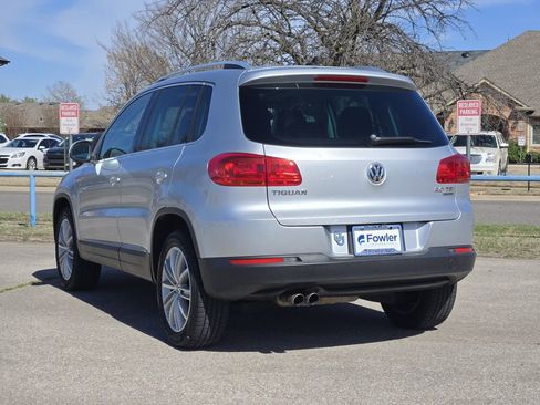 Used 2015 Volkswagen Tiguan SE image 5