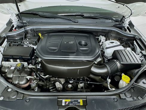 Used 2022 Jeep Grand Cherokee Laredo X image 19