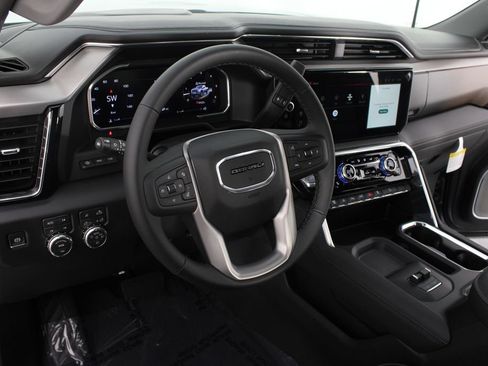 New 2026 GMC Sierra 2500 Denali w/ Denali Reserve Package AWD/4WD image 11