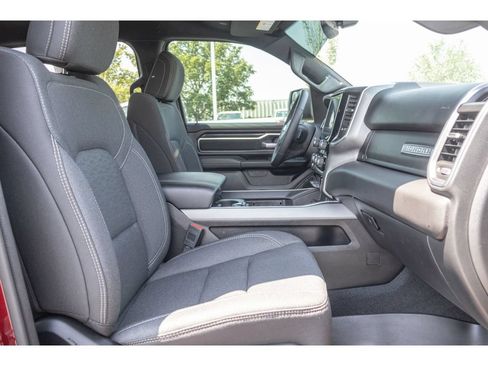 Used 2025 RAM 1500 Big Horn AWD/4WD image 11