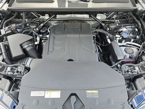 New 2025 Audi Q5 Premium image 31