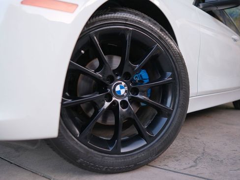 Used 2015 BMW 320i Sedan RWD image 46