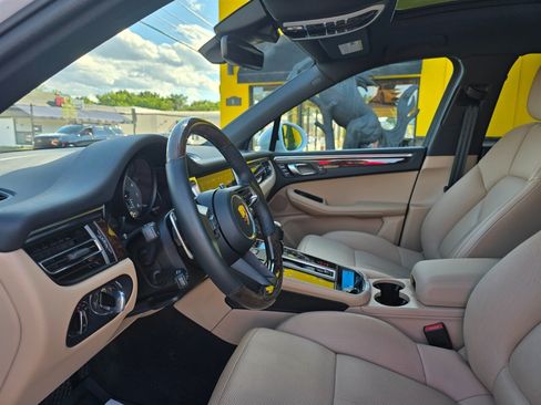 Used 2023 Porsche Macan S AWD/4WD image 20