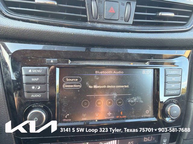 Used 2018 Nissan Rogue SV w/ Premium Package FWD image 19