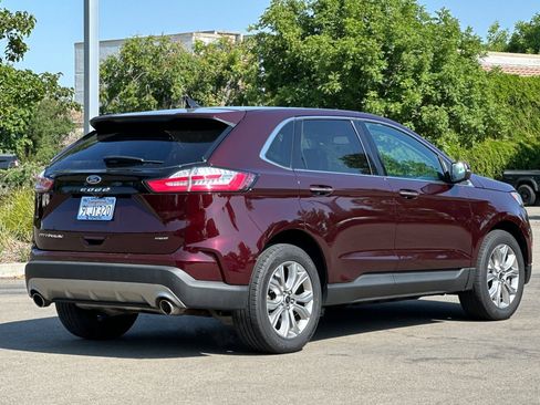 Used 2024 Ford Edge Titanium image 4