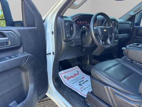 Used 2025 Chevrolet Silverado 3500 W/T w/ WT Convenience Package AWD/4WD image 6