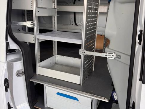 Used 2016 Ford Transit Connect XL image 29