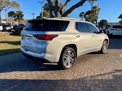 Used 2022 Chevrolet Traverse High Country image 6