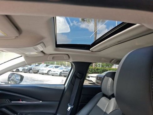 Used 2025 MAZDA CX-30 AWD 2.5 S w/ Preferred Package image 13