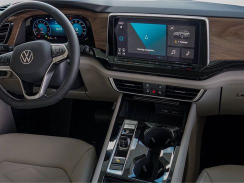 New 2026 Volkswagen Atlas SE image 24