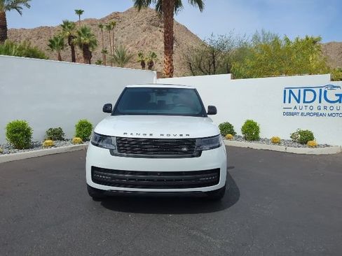 Used 2024 Land Rover Range Rover SE AWD/4WD image 2