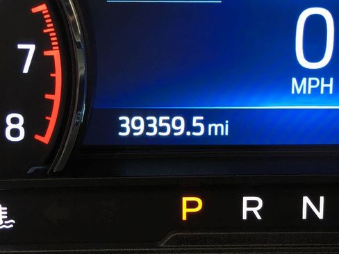 Used 2022 Ford Explorer ST-Line w/ Class IV Trailer Tow Package image 17