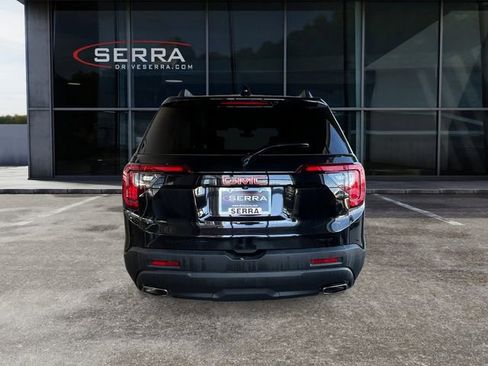 Used 2021 GMC Acadia SLT w/ Elevation Edition image 3