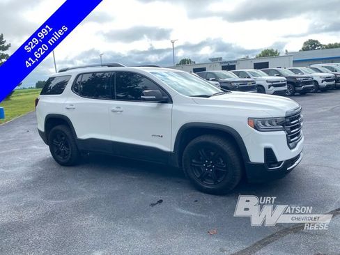 Used 2023 GMC Acadia AT4 w/ Trailering Package AWD/4WD image 9