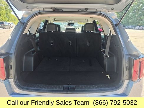 Used 2024 Kia Sorento S AWD/4WD image 21