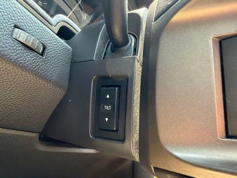 Used 2011 Lincoln Navigator 4WD w/ 101A Rapid Spec Order Code image 45