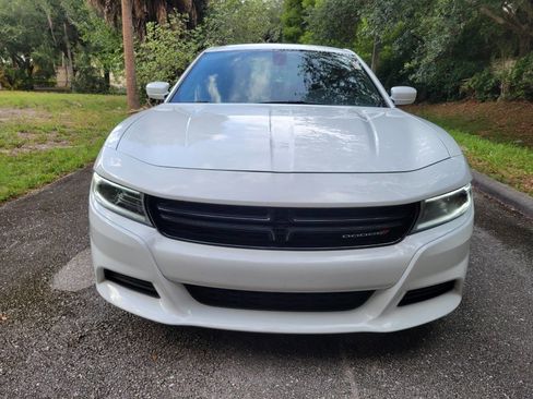 Used 2022 Dodge Charger SXT image 4