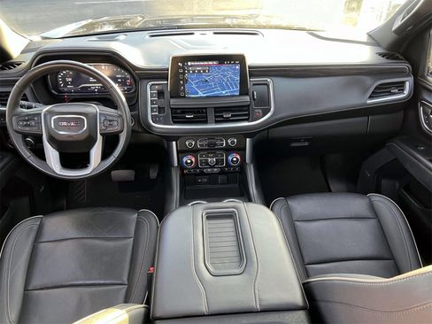 Used 2023 GMC Yukon XL SLT image 14