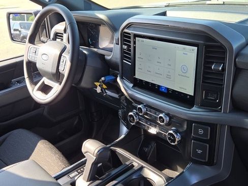 New 2025 Ford F150 XLT w/ Equipment Group 301A Standard image 70