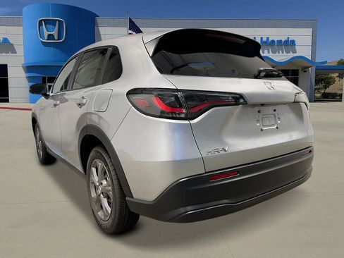 New 2026 Honda HR-V LX image 3