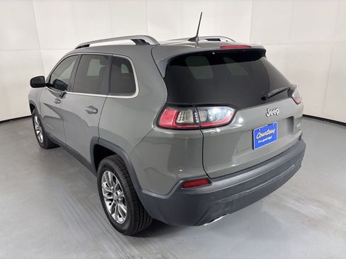 Used 2021 Jeep Cherokee Latitude Lux w/ Comfort/Convenience Group FWD image 6
