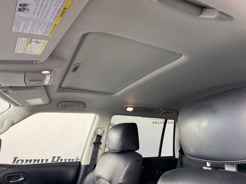 Used 2023 Nissan Armada Platinum w/ Captain's Chairs Package image 3