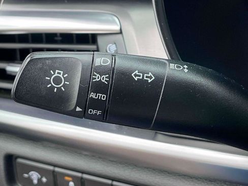 Used 2022 Kia Telluride S AWD/4WD image 35