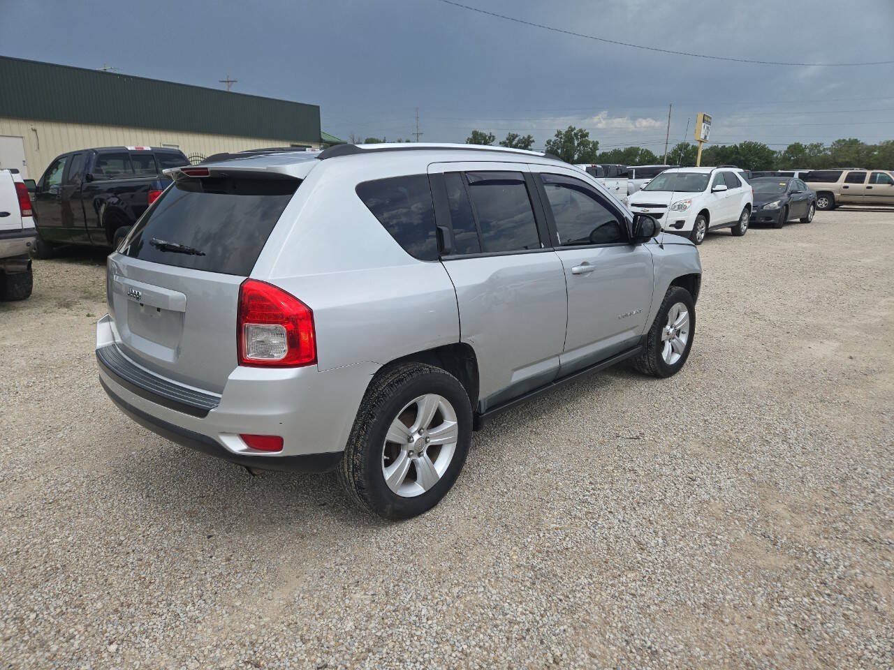 Used 2011 Jeep Compass 2WD image 3