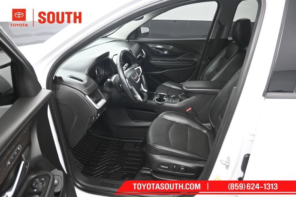 Used 2023 GMC Terrain SLT FWD image 9