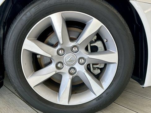 Used 2012 Acura TL FWD image 18