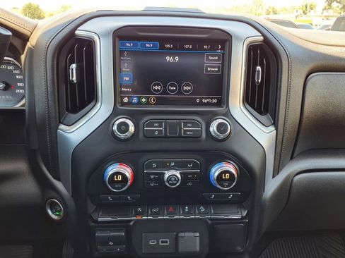 Used 2020 GMC Sierra 1500 Elevation AWD/4WD image 29