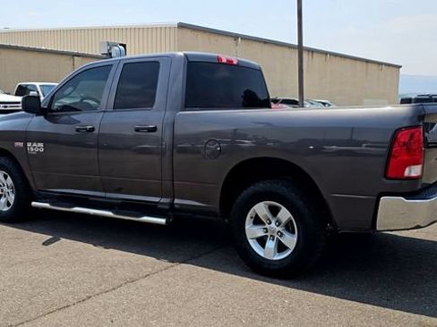 Used 2020 RAM 1500 Tradesman w/ Chrome Appearance Group RWD image 6