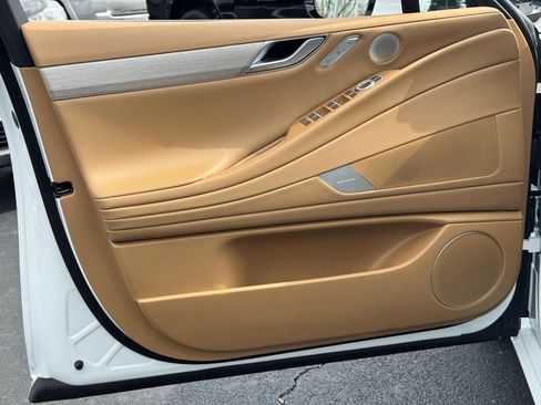 Used 2025 Genesis G80 2.5T Advanced image 28