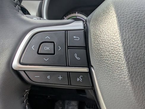 Used 2026 Toyota Highlander XLE image 29