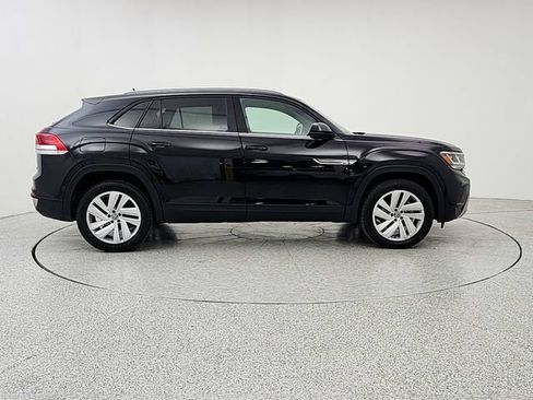 Used 2021 Volkswagen Atlas Cross Sport SE w/ Panoramic Sunroof Package AWD/4WD image 4