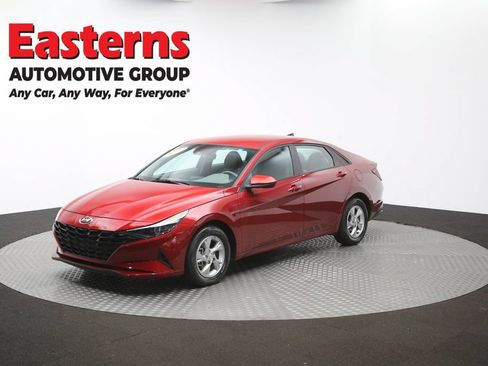 Used 2023 Hyundai Elantra SE w/ Cargo Package FWD image 55