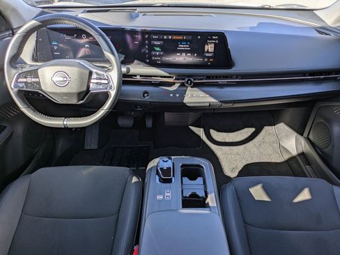 Used 2023 Nissan Ariya AWD image 16