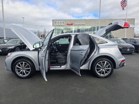 Used 2023 Audi SQ5 Prestige w/ Prestige Package image 12