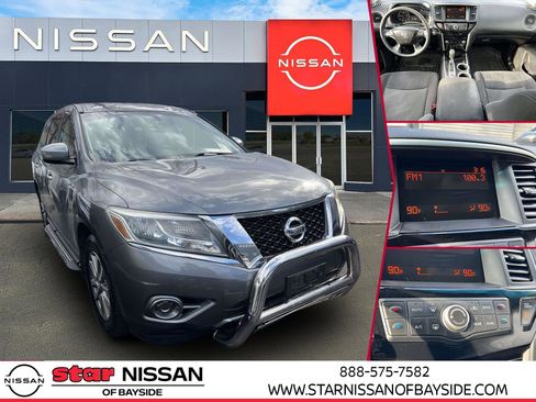 Used 2015 Nissan Pathfinder S image 1