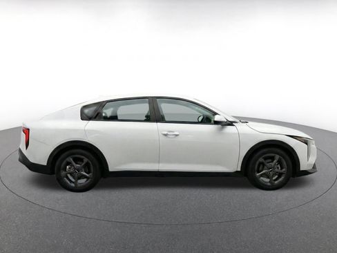 Used 2025 Kia K4 FWD image 10