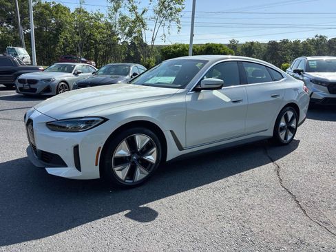 Used 2023 BMW i4 eDrive35 w/ Premium Package RWD image 7