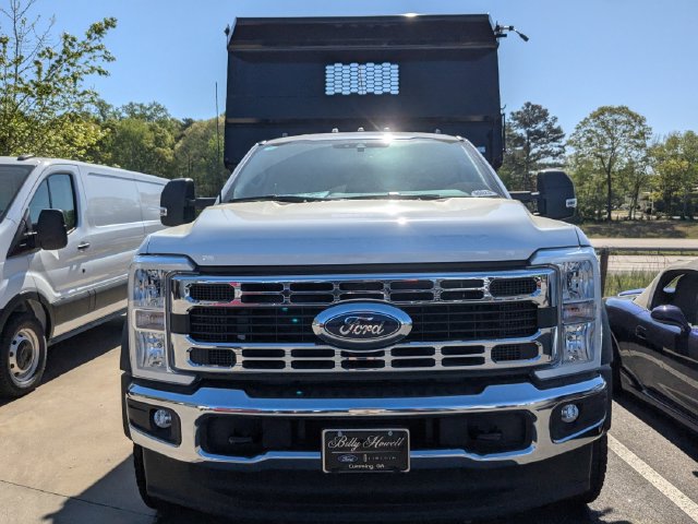 Used 2025 Ford F550 4x4 Regular Cab Super Duty image 7