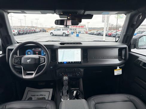 New 2026 Ford Bronco Badlands image 12