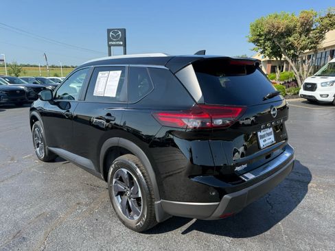 Used 2024 Nissan Rogue SV w/ SV Premium Package AWD/4WD image 26